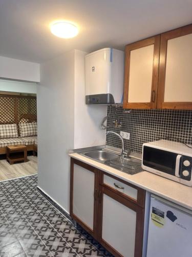 taksim white family suites - image 3