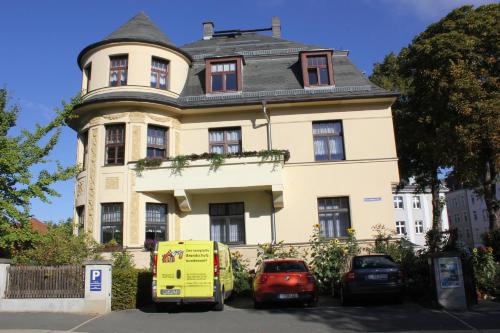 B&B Plauen - Pension Vogtländer - Bed and Breakfast Plauen