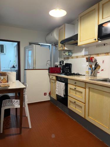 Dapur, Le 5ème étage du bonheur (Le 5eme etage du bonheur) in Baimbridge