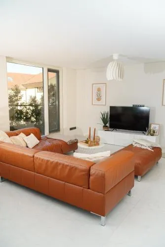 Luxuriöse Maisonette Oase mit Panoramablick in Stuttgart, Deutschland