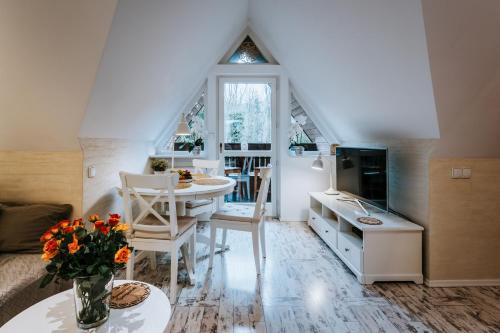 One-Bedroom Apartment with Balcony