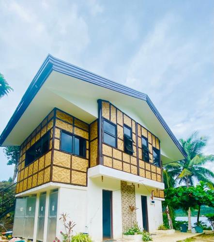 BuLahan Beach Resort Couple Room in Padre Burgos