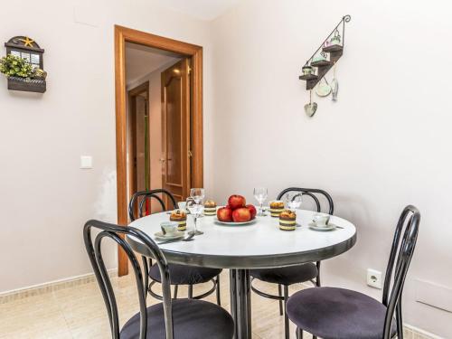 Apartment Rodoreda by Interhome in วิลาโรมาน่า