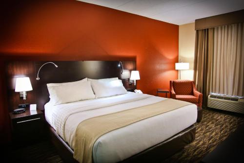 Holiday Inn & Suites Downtown La Crosse, an IHG Hotel