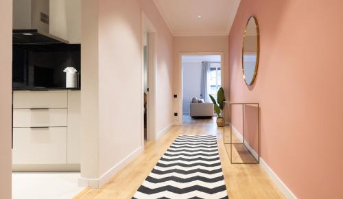 Four-Bedroom Apartment image 5