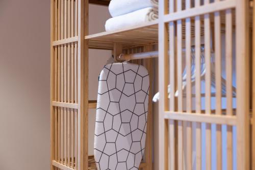 Three-Bedroom Deluxe Apartment image 8