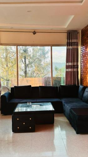 nathiagali green view resort by room in 納提亞格利