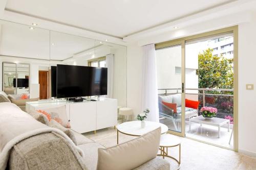 Carlton area superb 1 bedroom