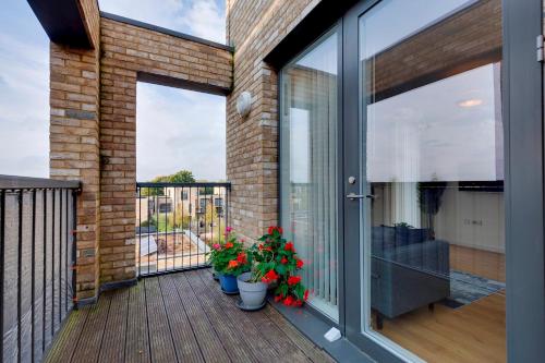 Létesítmények, 54 Woodpecker Way · Modern apartment near Addenbrookes Free parking Pass the Keys in Trumpington