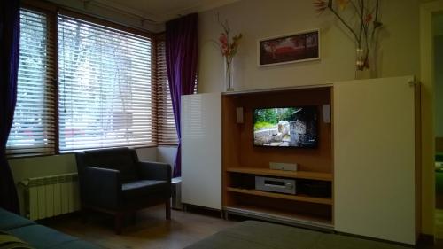 Parkview Apartments - image 9