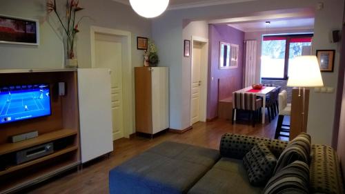 Parkview Apartments - image 3