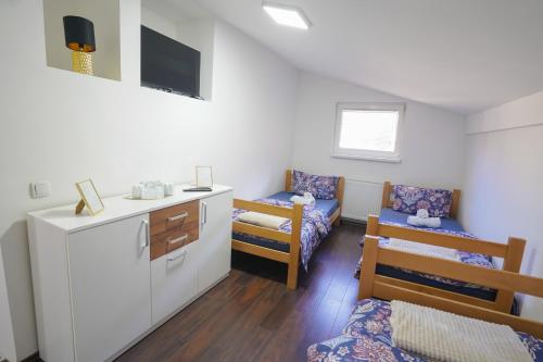 Konačište Zlatiborski Put (Konaciste Zlatiborski Put) in มาโลซาบูชเย