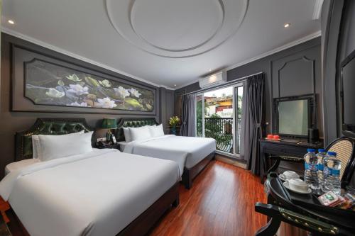 Madelise Stardust Hotel & Travel in Hanoi