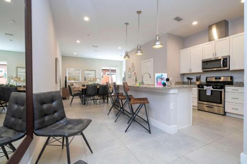 Modern Chic Home Mickey and Toy Story Rooms - image 14