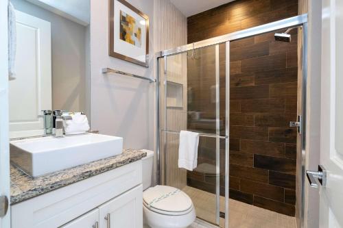 Modern Chic Home Mickey and Toy Story Rooms - image 12
