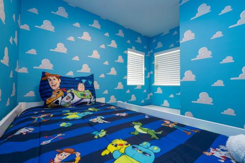 Modern Chic Home Mickey and Toy Story Rooms - image 9