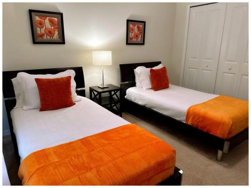 Home 4Bed in Storey Lake with Private Pool - image 8