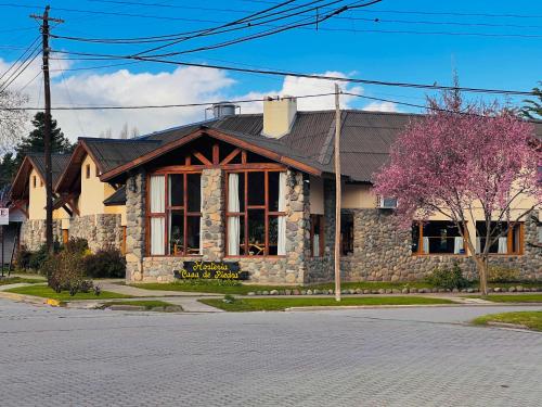 Hotel y Cabañas Casa de Piedra