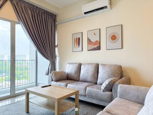 Cozy 4B2B for 8 pax - 15 min to Lotus's Mall Kajang Cozy 4B2B for 8 pax - 15 min to Lotus's Mall Kajang