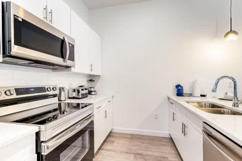 5BR Oasis w Pool Minutes from Disney and Universal in Davenport, USA