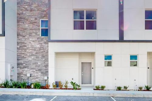 5BR Villa w Pool Minutes from Disney and Universal in Davenport, USA