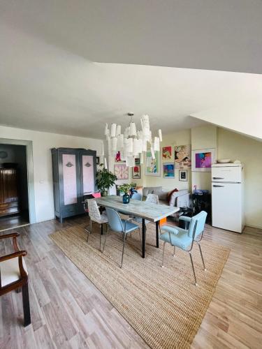 Flat with heart&art for 6, Praga (foto 5)