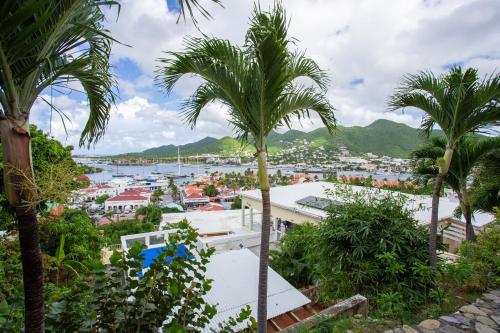 景色, Cozy Cottage 1 bedroom with Stunning Views in ケイ ベイ