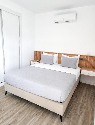 1 queen bed