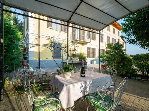 Apartment Al Torrione by Interhome in Rocca d' Arazzo
