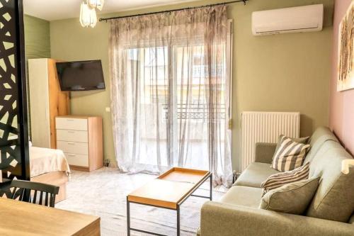Avant Apartment, Aleksandropolis