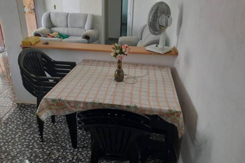 Konyha, Casa com Piscina no Bairro do Cercado in Sarapui (Sao Paulo)