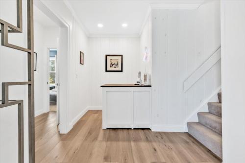 The Madeline - Waterfront Stay with Dock & Fire Pit The Madeline - Waterfront Stay with Dock & Fire Pit