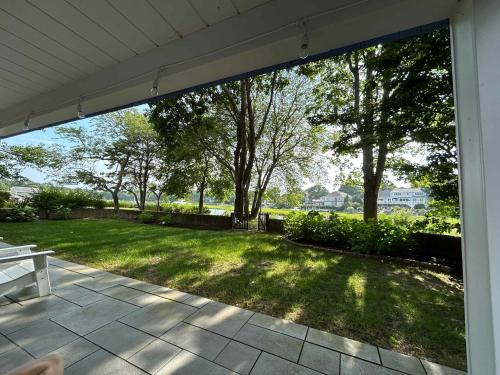 The Madeline - Waterfront Stay with Dock & Fire Pit The Madeline - Waterfront Stay with Dock & Fire Pit