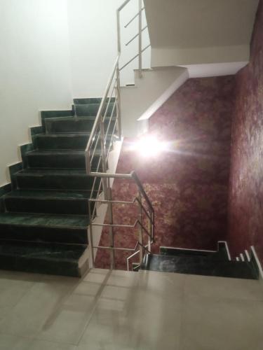 Villa with garden, Greater Noida (zdjęcie 5)