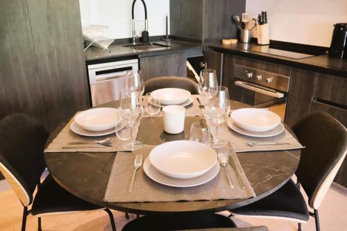 HOM I Espectacular Depto 2D2B 4 PAX Las Condes