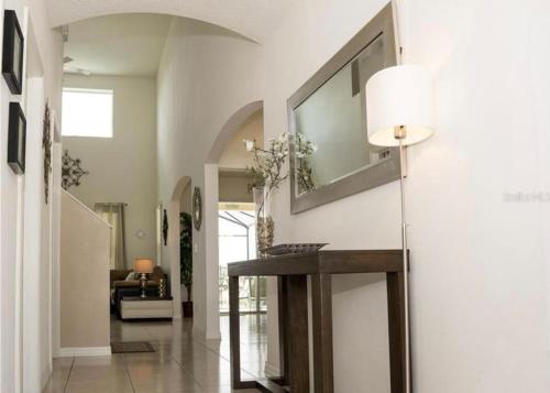 Beautiful Vacation Home w Disney, Pool in Kissimmee, USA