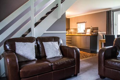 Home Farm Apartments - image 7
