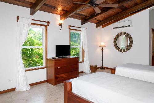Residences at Barrier Reef 8C Oceanview 2 BR by Stay Floreo, San Pedro (fotografie 4)