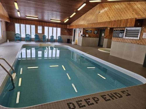 Travelodge by Wyndham Port Elgin in Saugeen Shores (ON)