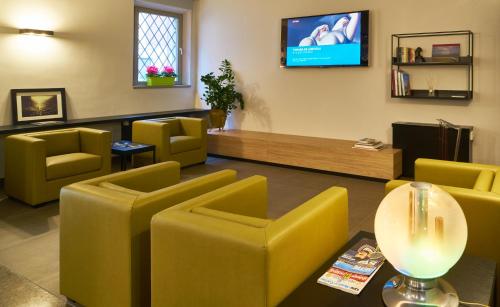 ล็อบบี้, Smart Hotel in คาร์ปี