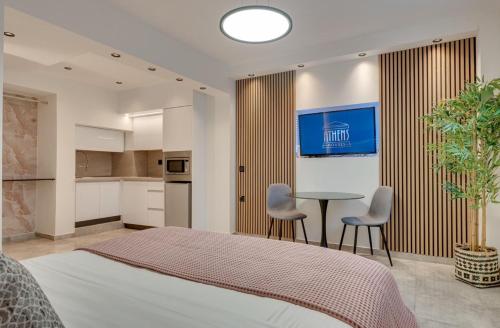 Nancys studio at metro Petralona