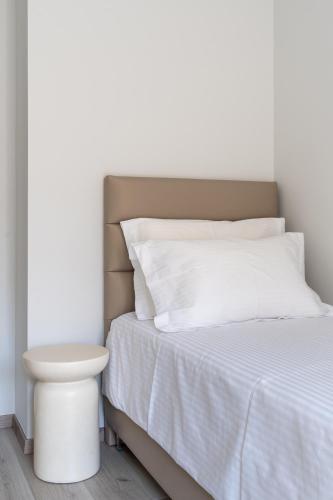 EN Suites Stylish & Comfort Stay near Acropolis - Tap to explore photos