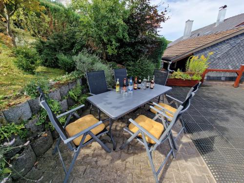 Dārzs, Ferienwohnung Strohbergblick in Frankenblick