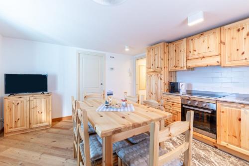 Fravins E - Apartment - Raveo