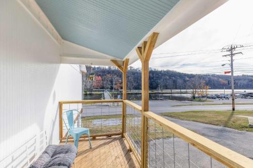 Historic Rockaway Beach Cottage 15 in Forsyth (MO)