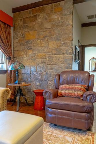 Charming Muenster 1br Balcony, Patio & Views in Muenster (TX)