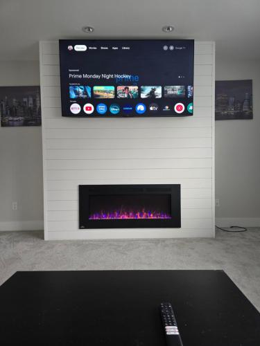 Private 1 bedroom in Brookswood in Langley, Canada