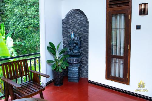 Oprema, 1x spalnica 28 kv. m., 1x zasebna kopalnica  v Embilipitiya Pallegama (Ceylon Gate Safari Lodge) in Embilipitiya New Town