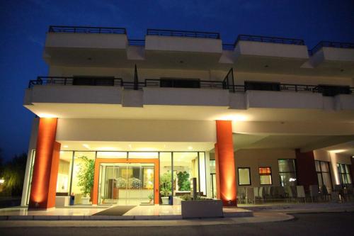 Entrance, Acropol Hotel in Serrai