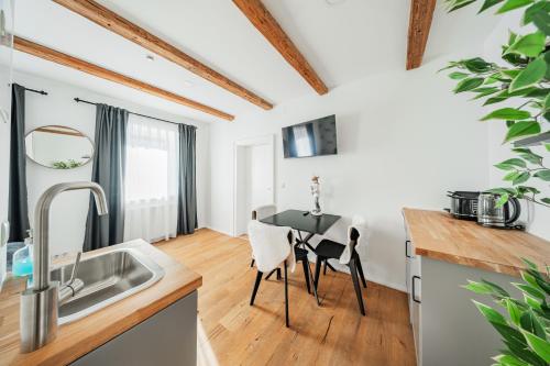 Innsbruck City Chalet 4